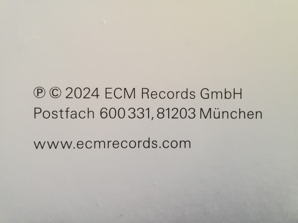 Alice Zawadzki — Za Górami, sleeve image 3