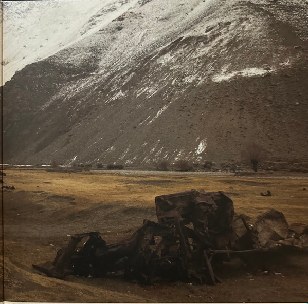 PJ Harvey — The Hope Six Demolition Project, sleeve image 3