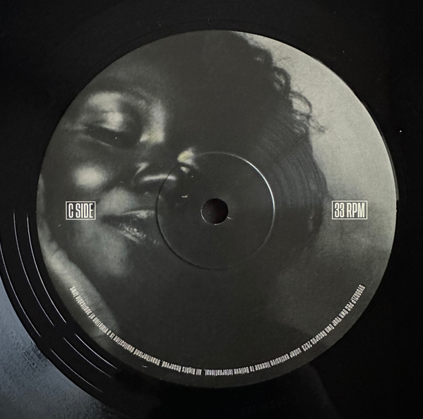 Yazmin Lacey — Voice Notes, sleeve image 6