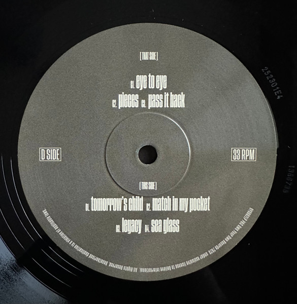 Yazmin Lacey — Voice Notes, sleeve image 7